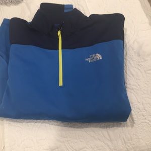 Size small north face fleece pull over